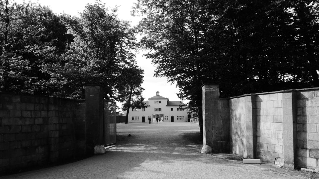 Sachsenhausen Memorial2 (Tobias Nordhausen via flickr)