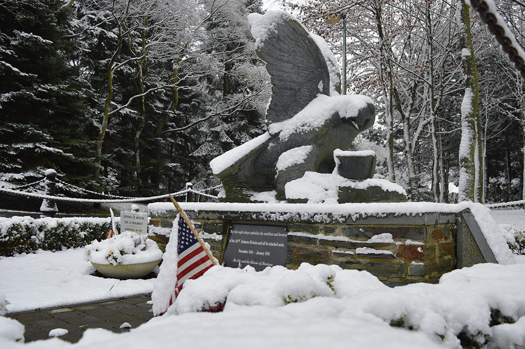 The Eagle monument in Bastogne is dedicated to all the American soldiers whose units were surrounded in «the perimeter of Bastogne» from 21st to 26th December 1944, during the Battle of the Bulge.