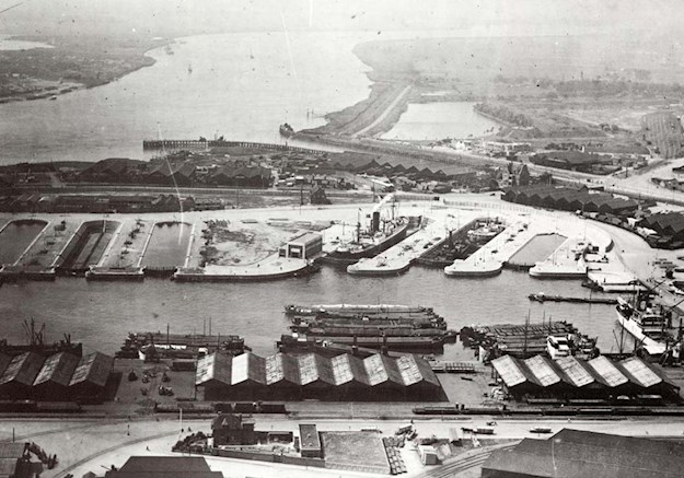 Opening up the port of Antwerp - one of the largest of Europe – to Allied shipping was the main objective of the Battle of the Scheldt.