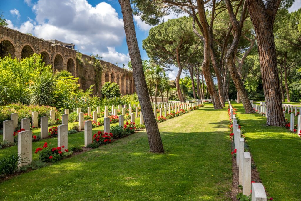 Rome Commonwealth War Cemetery - Photographer: PicsPoint.nl