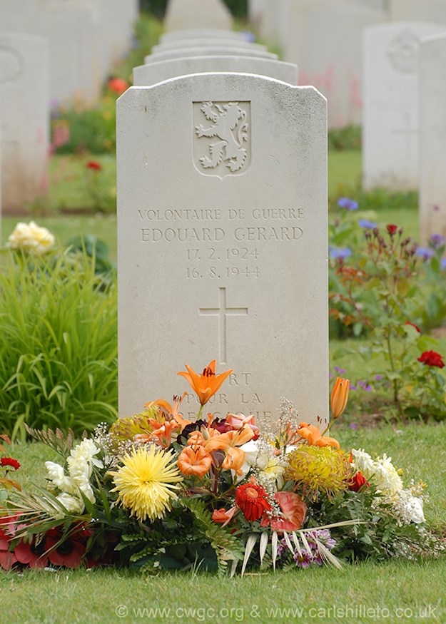 Grave of Private Edouard Gérard in the British military cemetery of Ranville. © www.cwgc.org and www.carlshilleto.co.uk