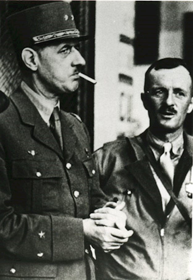 General de Gaulle (left) and General Leclerc (right) during the liberation of Paris. © Mémorial de Caen