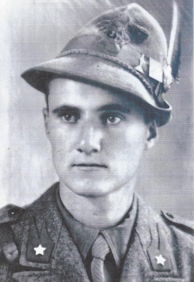 Cadet Sergio Pivetta wearing the Alpini uniform in 1944. © Sergio Pivetta