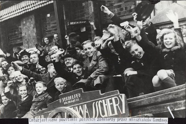 Citizens of Ghent enthusiastically welcome the soldiers of the Polish 1st Armoured Division.