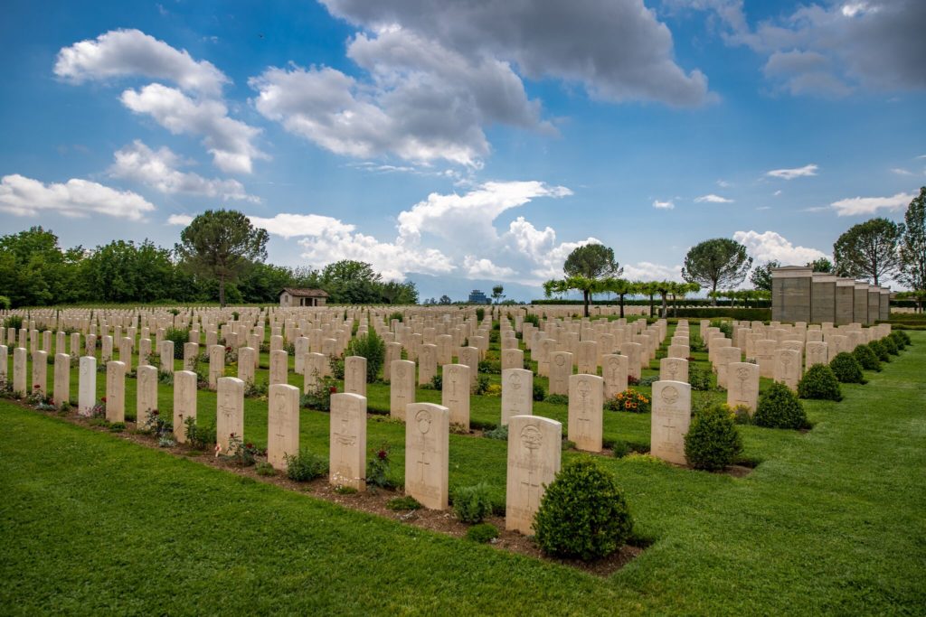 Commonwealth War Cemetery Cassino - Photographer: PicsPoint.nl
