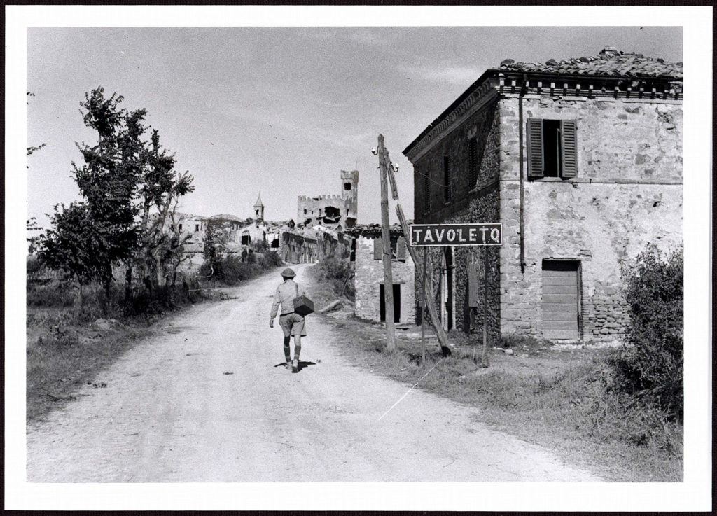 Historical pictures, Allied army passing through Tavoleto