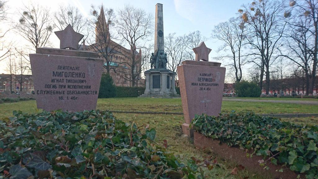 Soviet War Cemetery Potsdam © Berlins Taiga