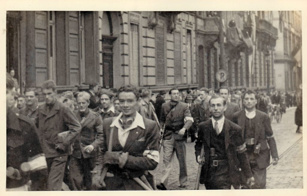 Verzetsleden in de straten van Brussel, september 1944