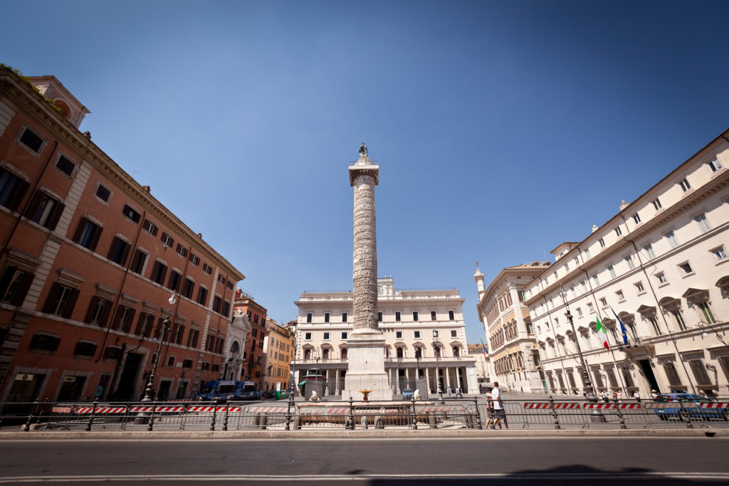 Piazza_Colonna (1)