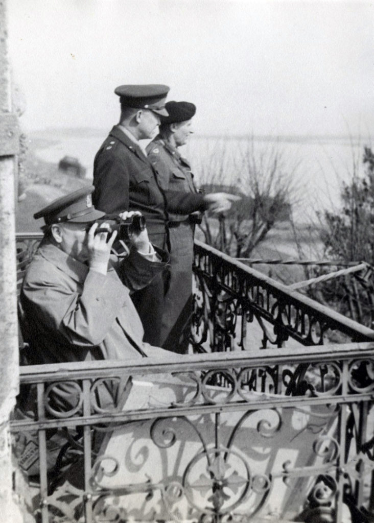 Churchill-Eisenhower und Montgomery on the balcony in Büderich