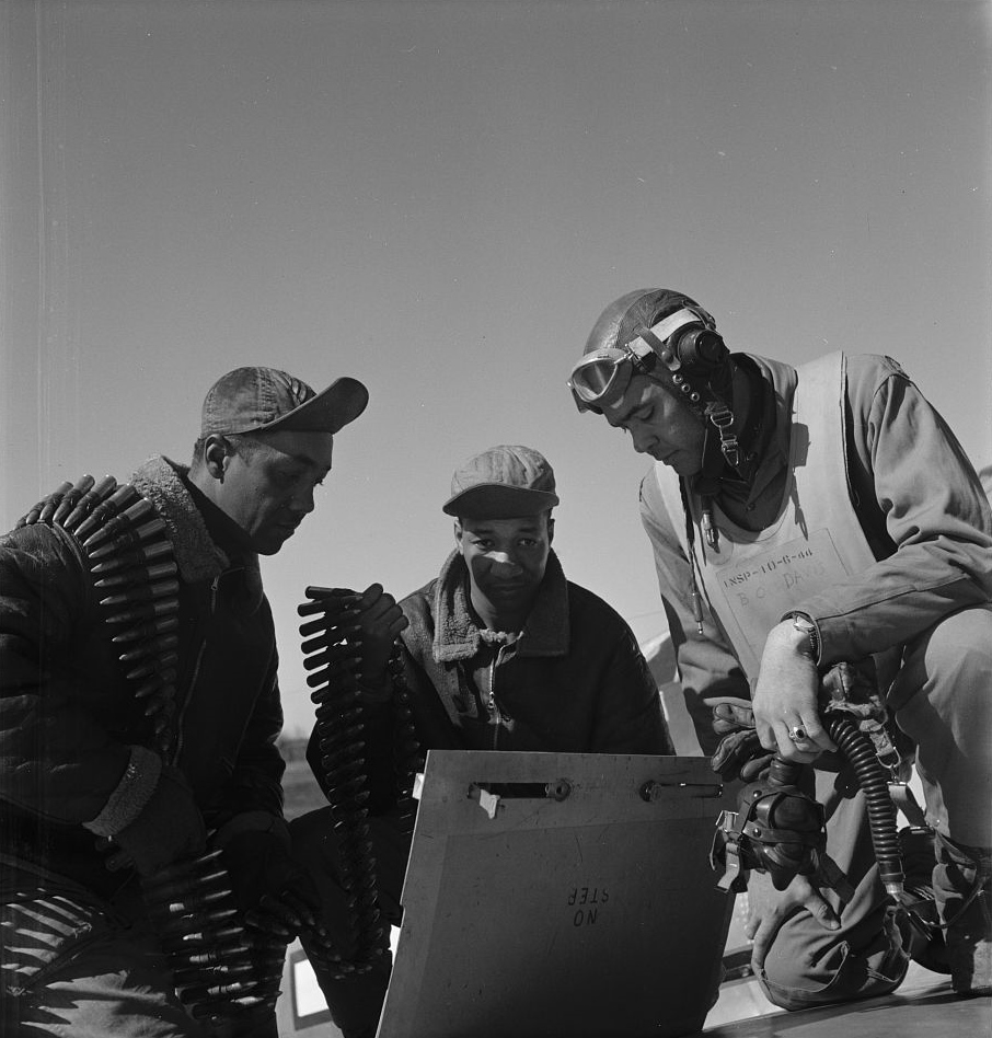 Roscoe Brown, Marcellus Smith en Benjamin Davis. Ramitelli, Italië, maart 1945. © U.S. Library of Congress.